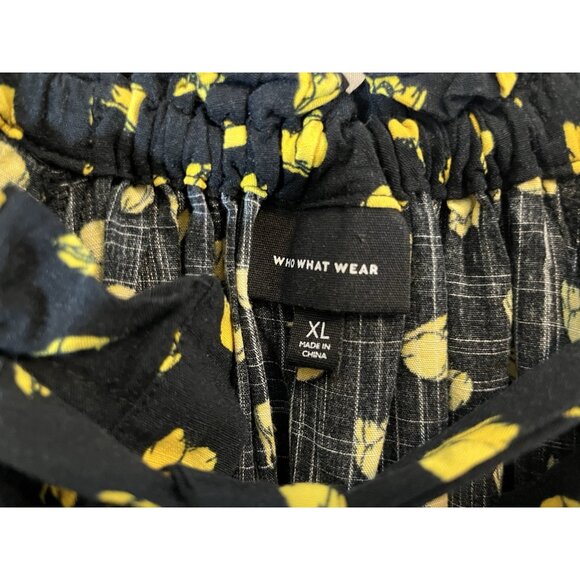 Who What Wear Women's XL Rayon Black With Yellow Tulips Blouse - Picture 4 of 8